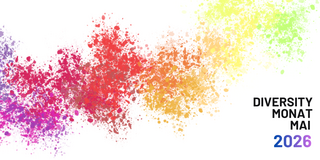 Bunte Farbspritzer in Regenbogenfarben mit dem Text 'DIVERSITY MONAT MAI 2026' rechts daneben